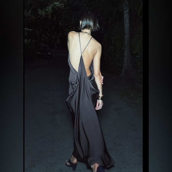 🔥🔥Zara Satin effect ZW collection dress - Picture 2 of 9